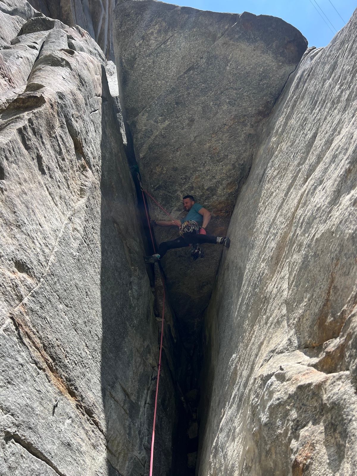 crack-climbing-cadarese-cadarese-italien-09